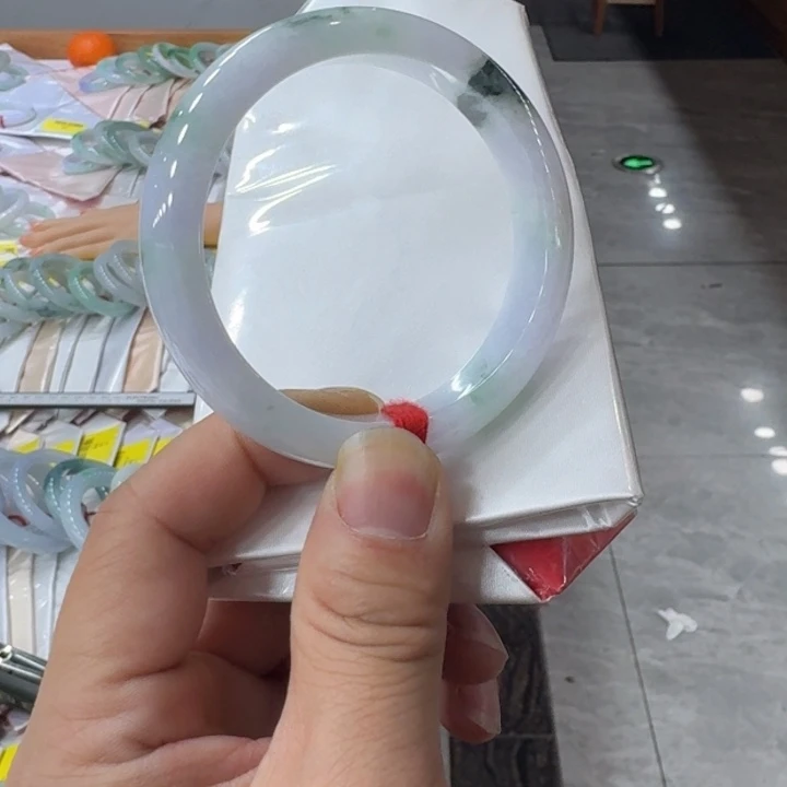 翡翠手镯未镶嵌纯天然缅甸翡翠A货买断