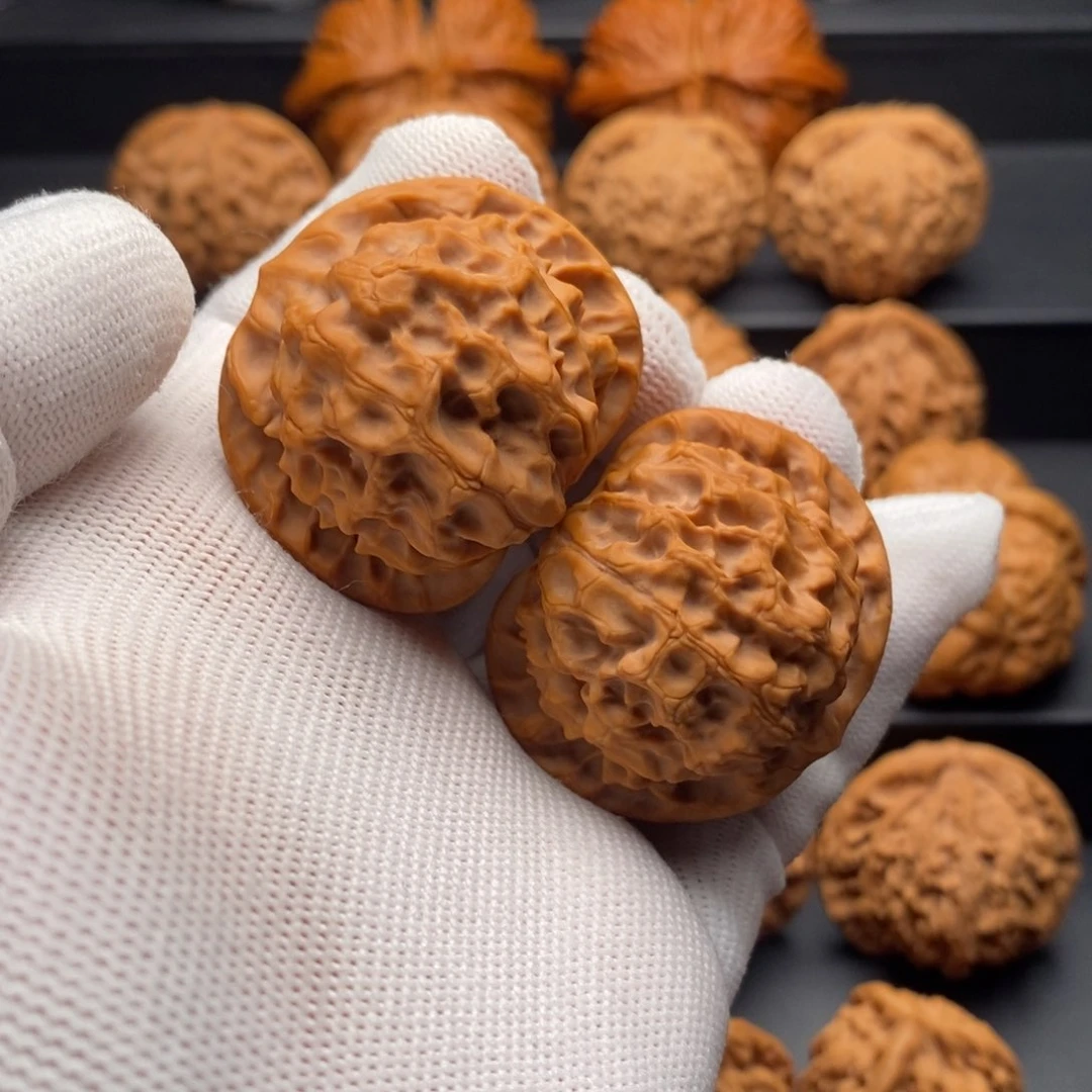 文玩核桃把件山*龙鳞