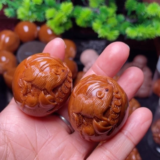 【闪购商品】手串/手链橄榄核35左右鼠手球