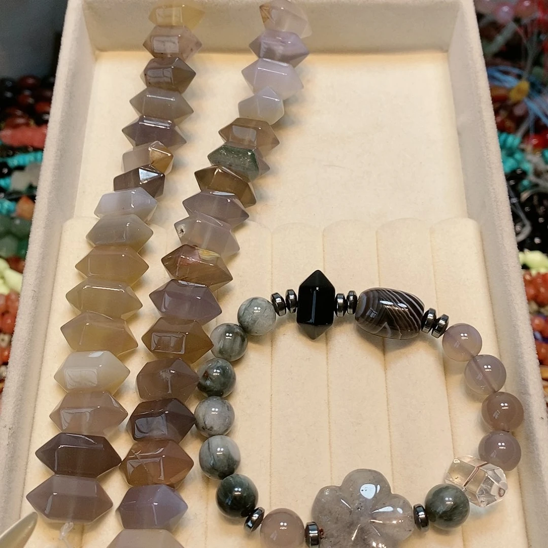 散珠玛瑙/玉髓双尖玛瑙短条