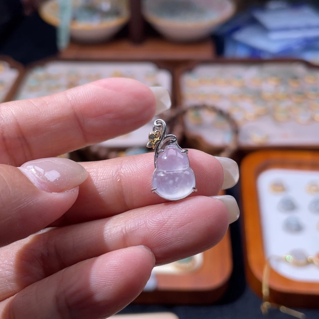 果***y翡翠银S925镶嵌项链葫芦