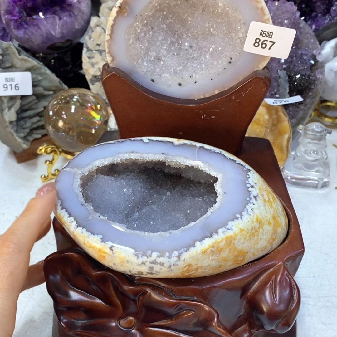 水晶未镶嵌大型摆件（非配饰）