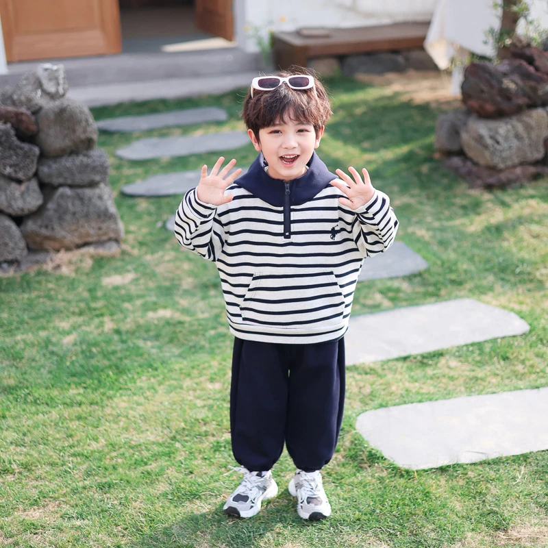 男童条纹卫衣套装春秋款2025新款帅气时尚宝宝洋气连帽春装两件套