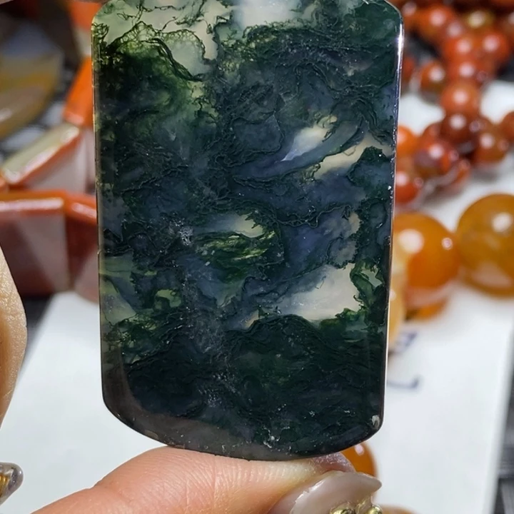 玛瑙/玉髓颈饰未镶嵌红****）