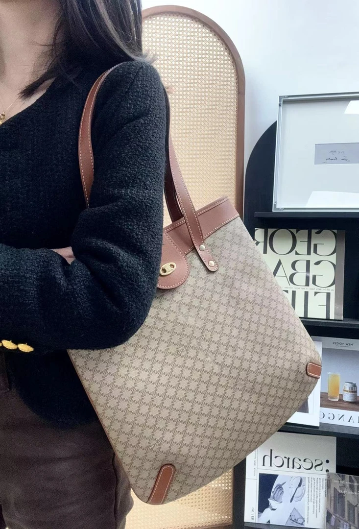 95新 Celine/思琳 思琳米花金标单肩包/秋境 09671