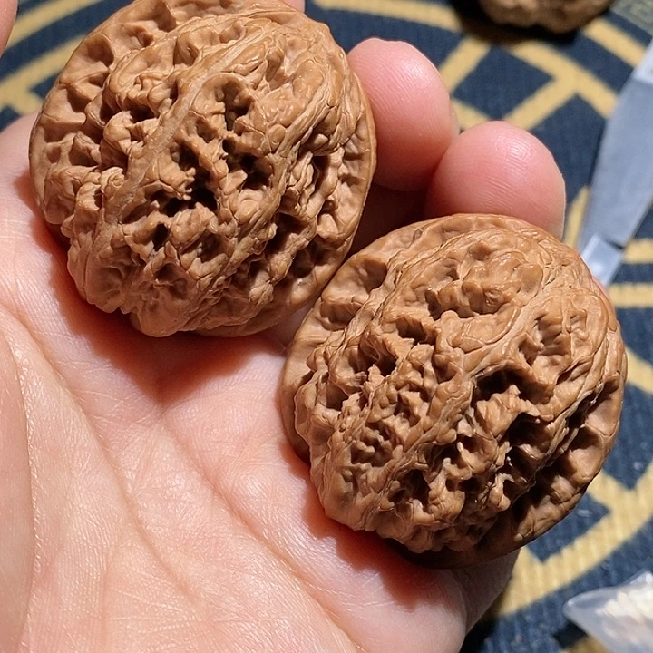 【闪购商品】文玩核桃吊坠龍*华北将军膀