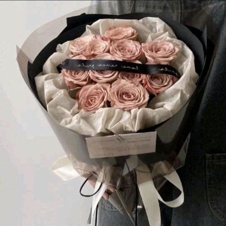 【十分喜欢】11朵卡布奇诺玫瑰小香风生日礼物生日鲜花花束送恋人