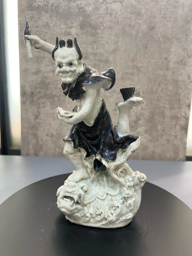 陶瓷艺术品魁星点斗