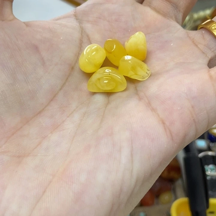 未镶嵌蜜蜡裸石多样性发货其二