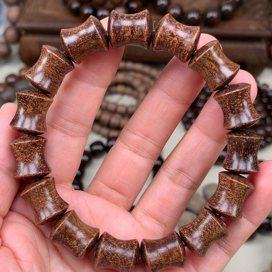 【闪购商品】贡木其他巴贡血月龙鳞15*13竹节珠