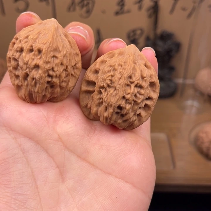 文玩核桃把件公子帽