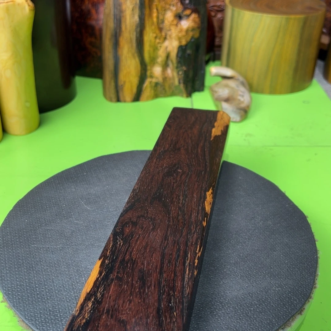 刘***丁大果紫檀（缅甸花梨）