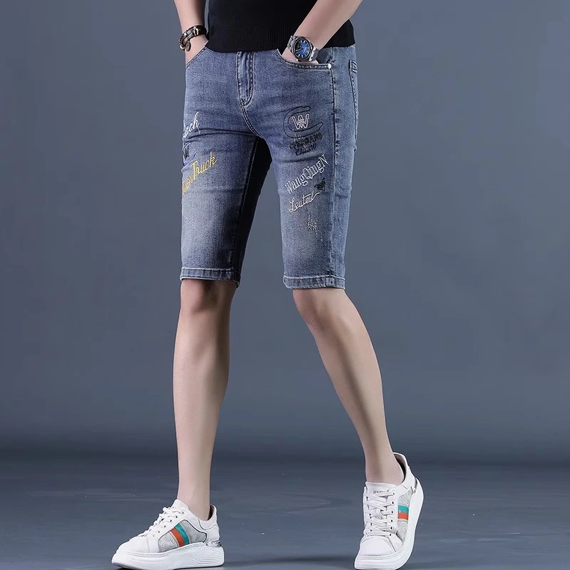 臣吾夏季新款薄款蓝色刺绣牛仔短裤男修身小脚休闲中裤五分裤子