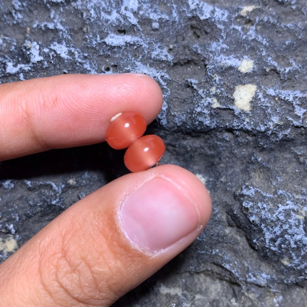 南红玛瑙未镶嵌隔珠8.1×5.2