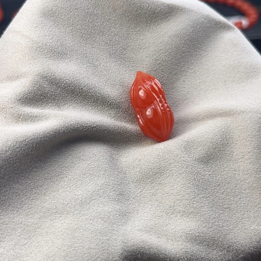 南红玛瑙未镶嵌颈饰