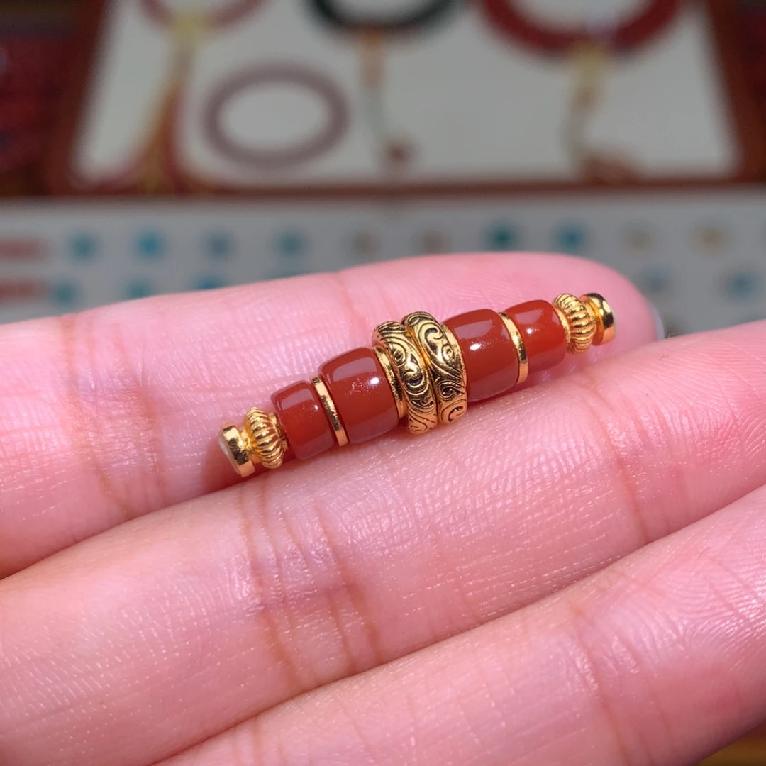 南红玛瑙未镶嵌颈饰