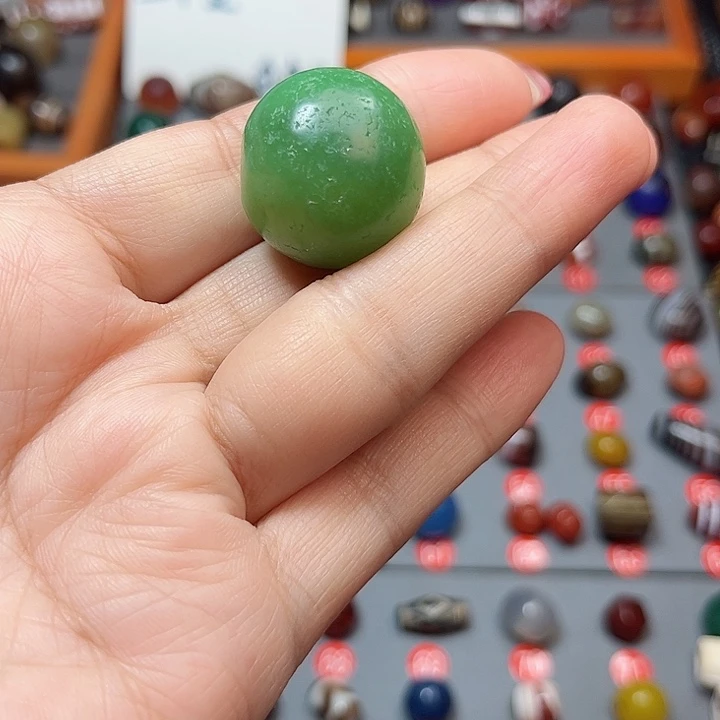 未镶嵌玛瑙/玉髓珠宝半成品法**尘