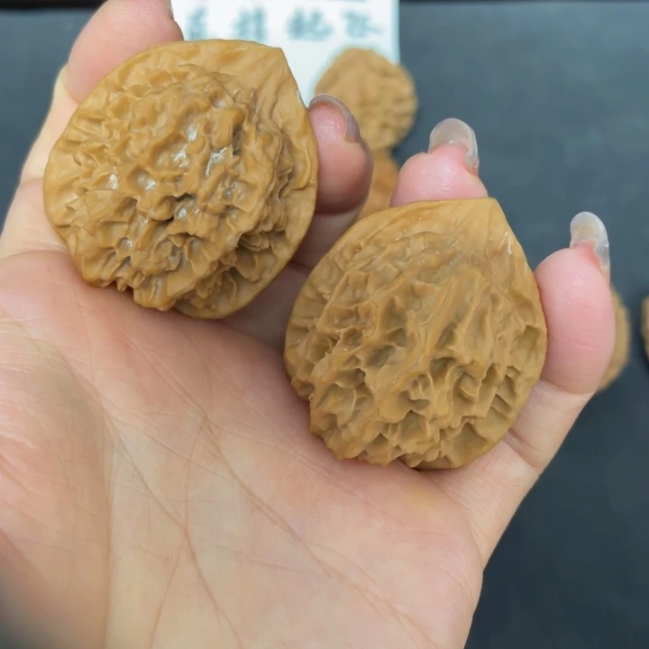 核桃把件秦岭核桃研究所研大花