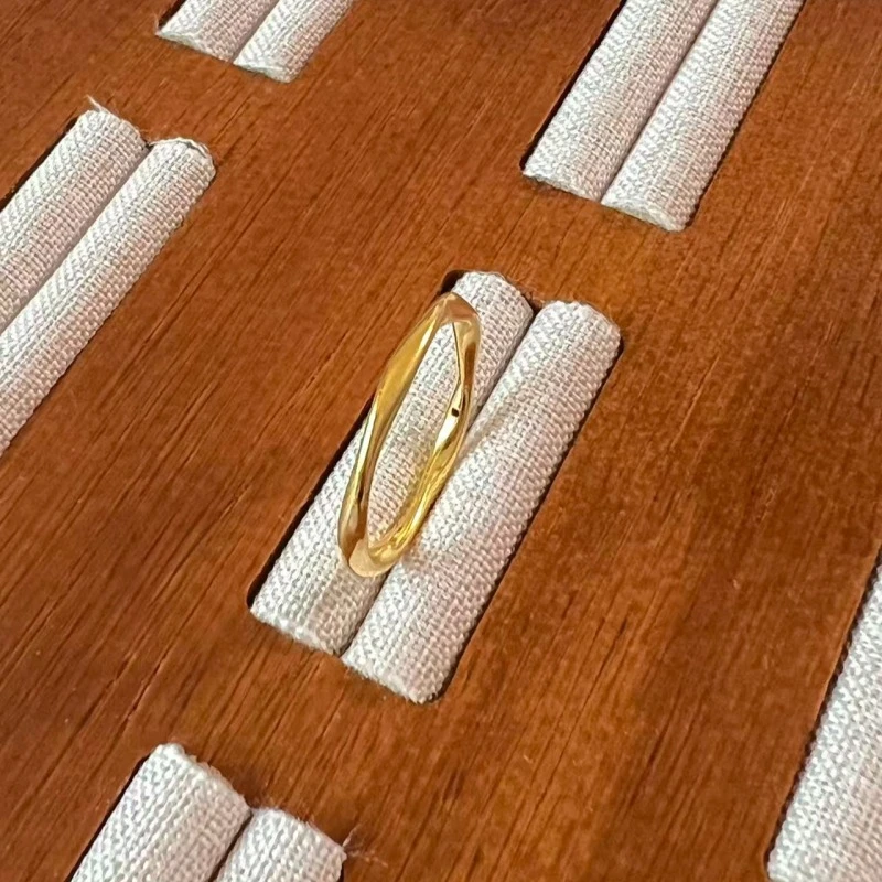 克重0.42 14号 莫比戒指 足金999