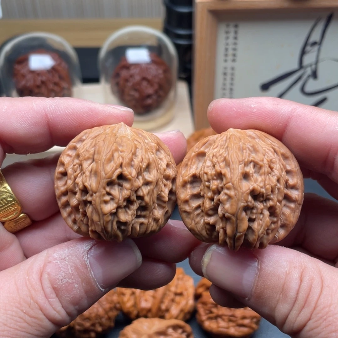 文玩核桃吊坠山地磨