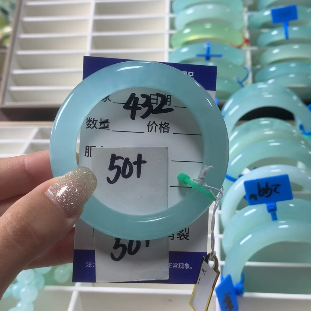 蛇纹石玉未镶嵌手镯432