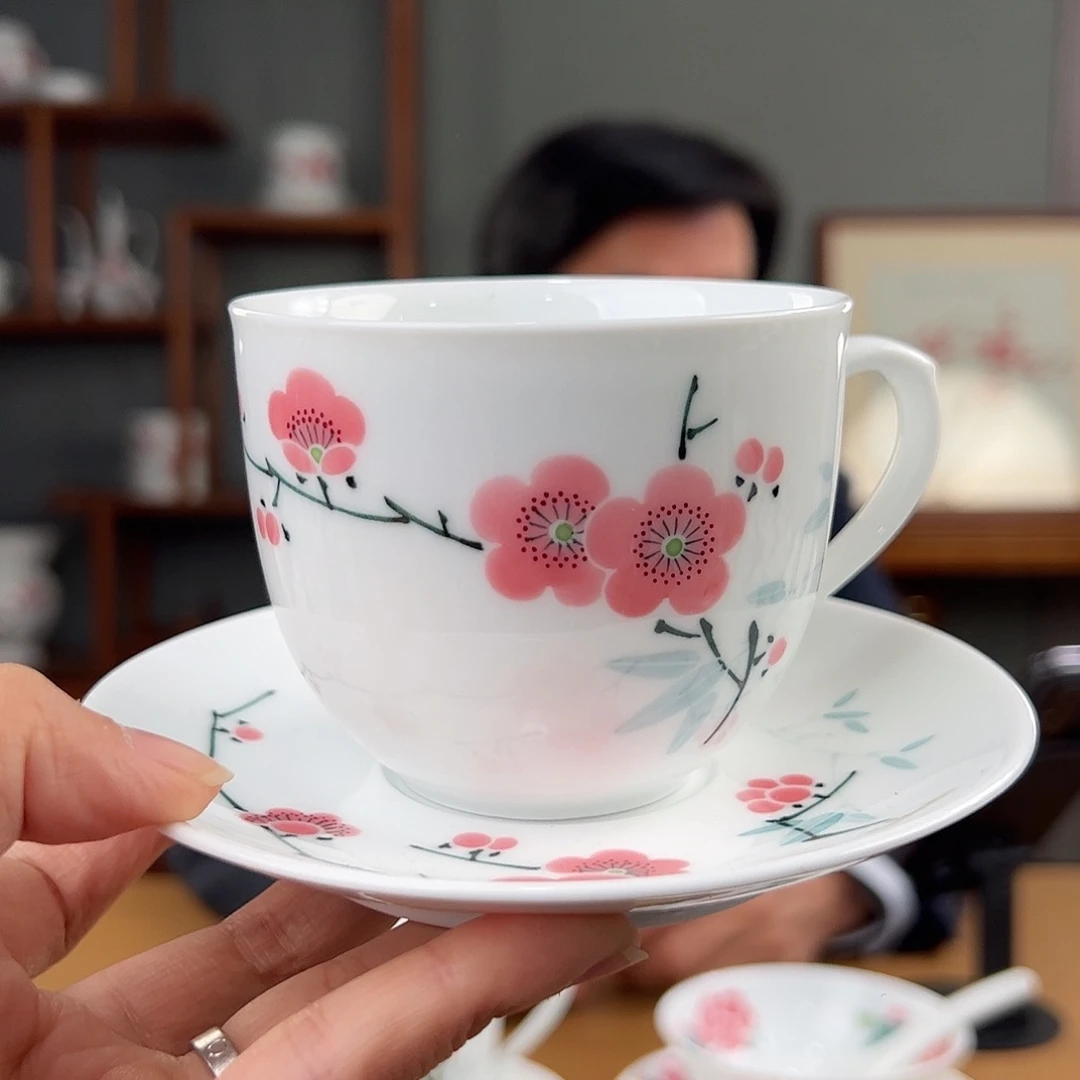 纪念版 红梅咖啡杯碟