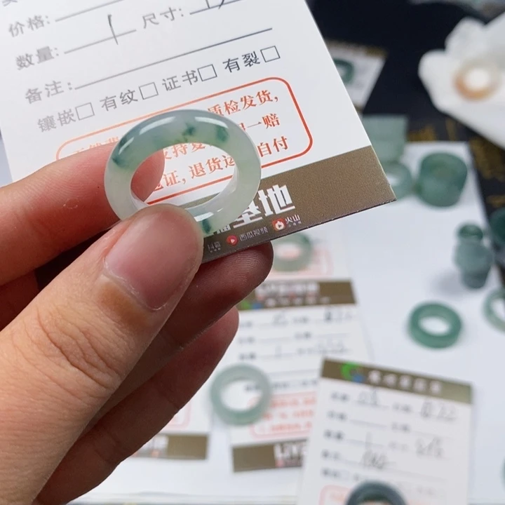 翡翠戒指未镶嵌翡翠戒指011