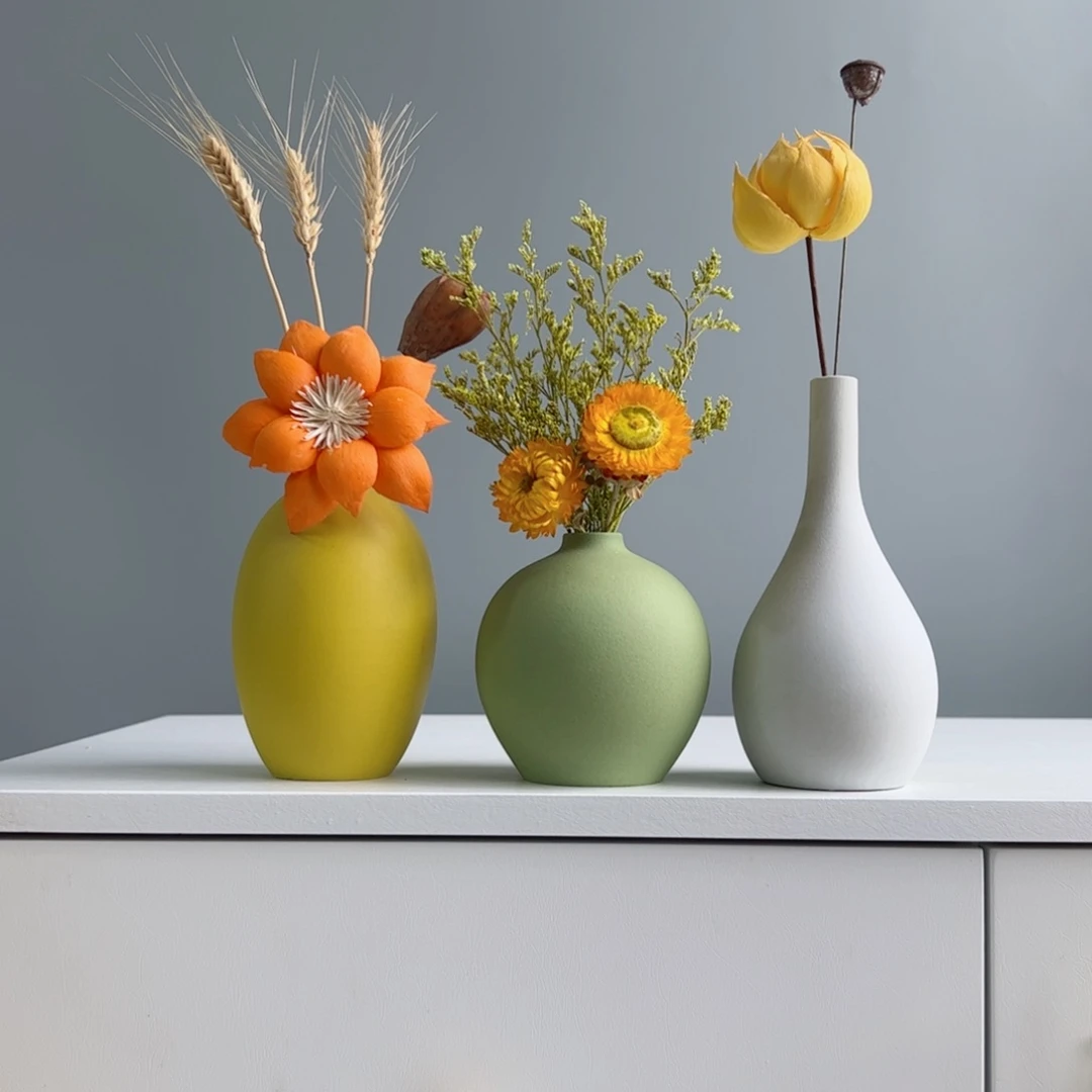 摆件陶瓷小花瓶摆件含花总高约20-30cm