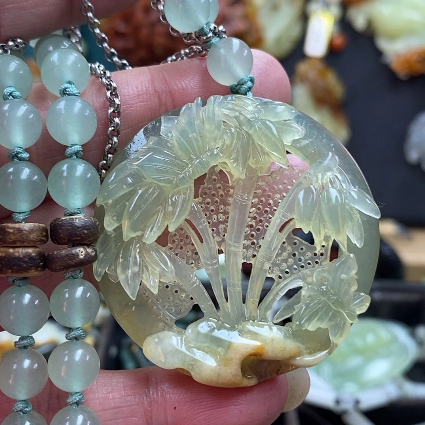 【闪购商品】蛇纹石玉吊坠未镶嵌