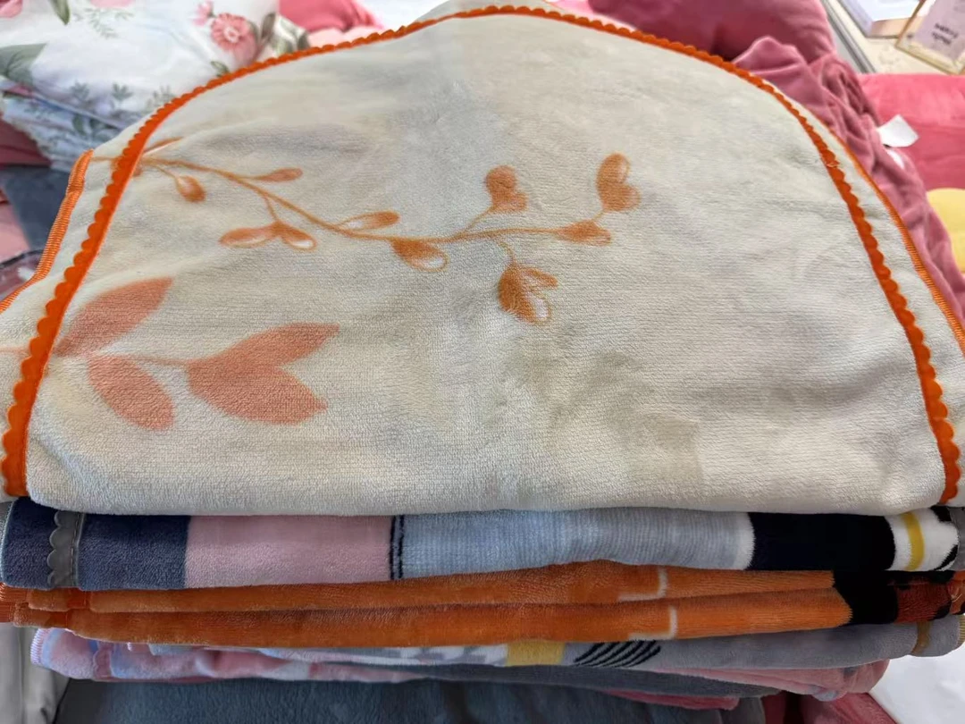 牛奶绒枕套枕套（颜色随机发货）