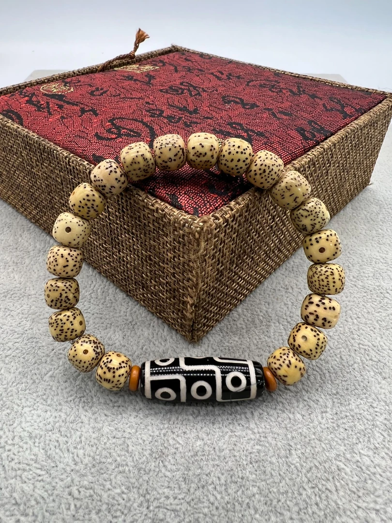 鸿鹄文玩手串 9m   XY菩提   A3123