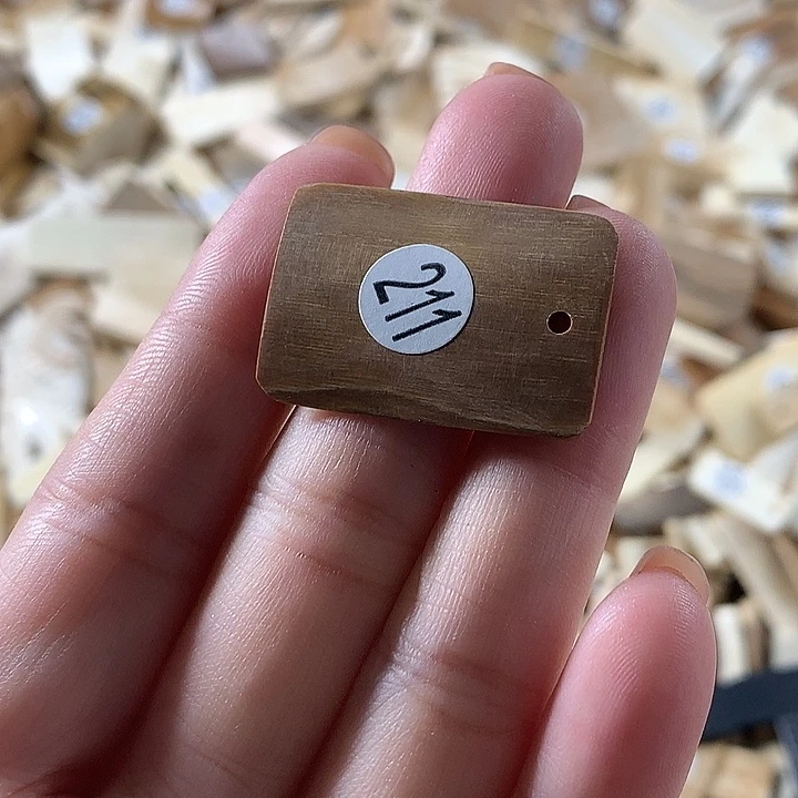 泥塑不打孔联系客服