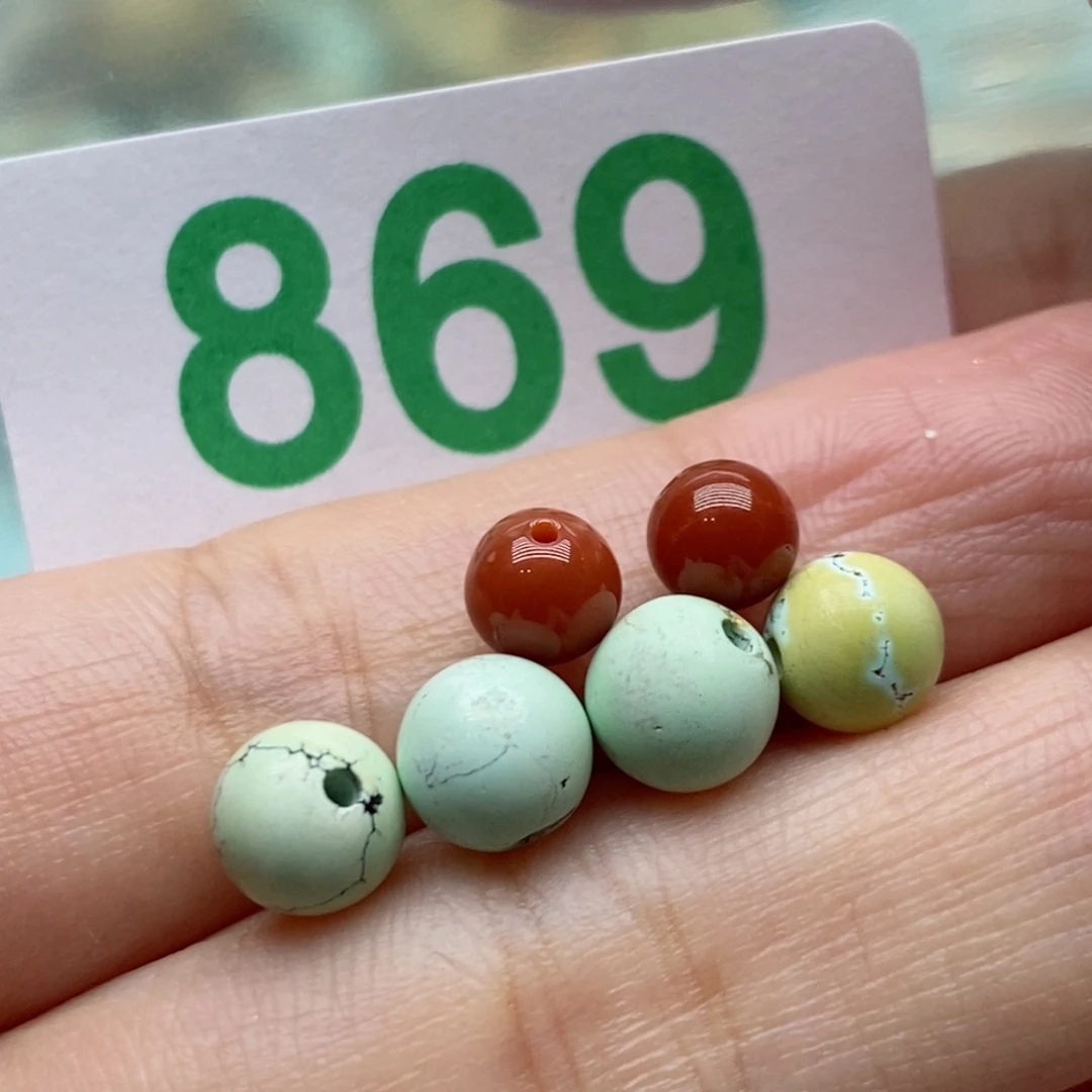 南红玛瑙未镶嵌珠宝奇石