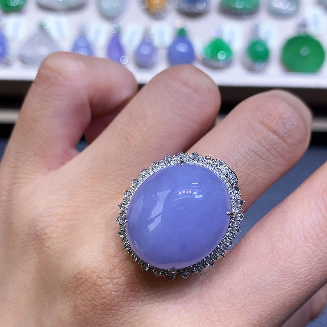 颈饰18K金镶嵌翡翠翡翠