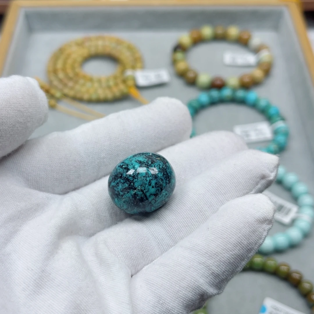 绿松石未镶嵌挂件