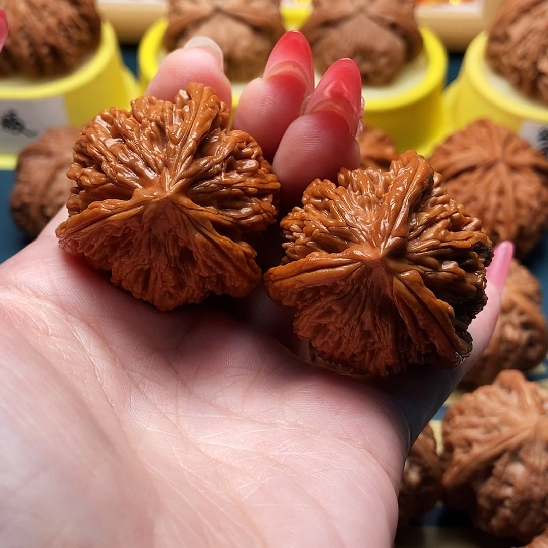 文玩核桃把件麦穗虎头 虎奔 全品 40