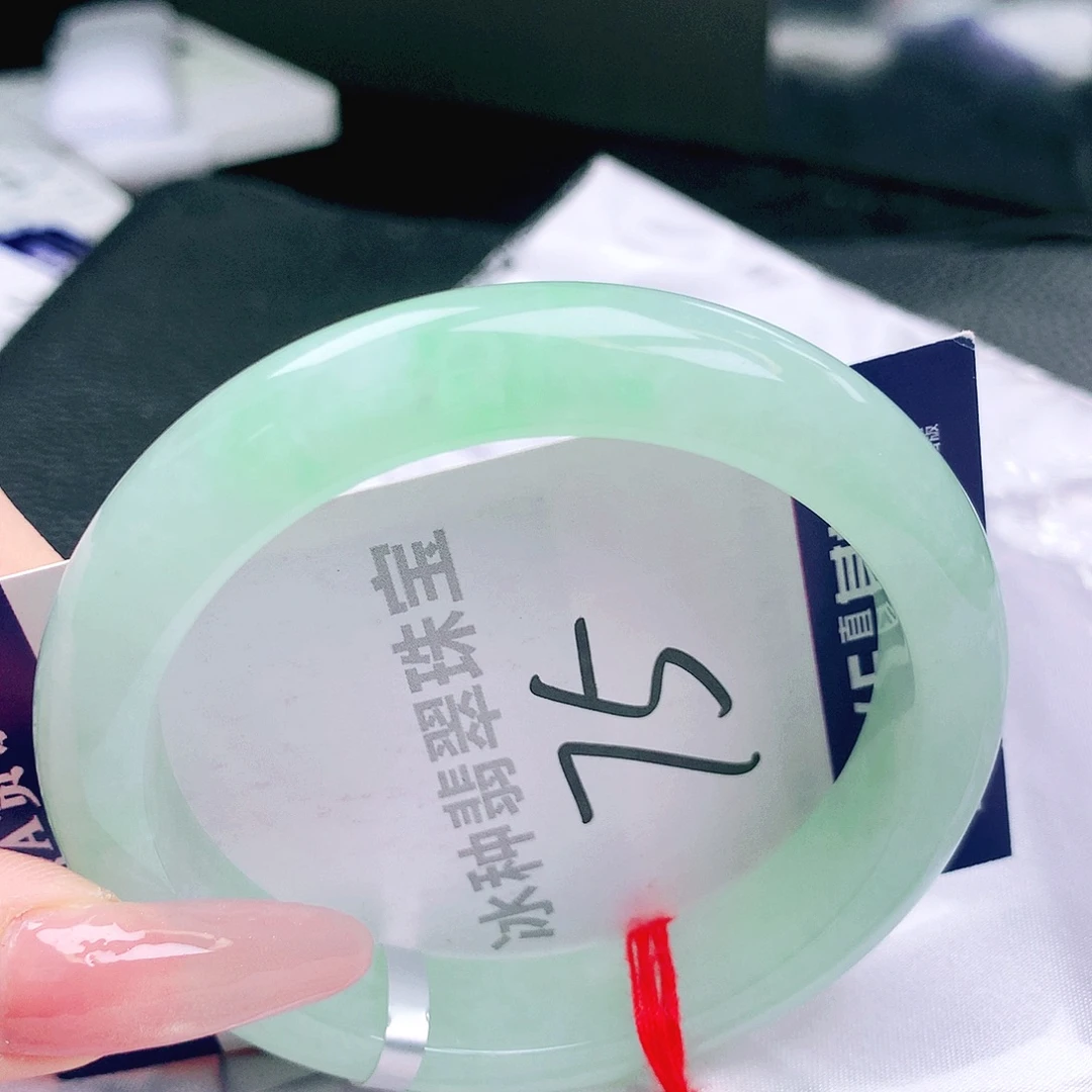 翡翠未镶嵌手镯缅甸天然a货翡翠