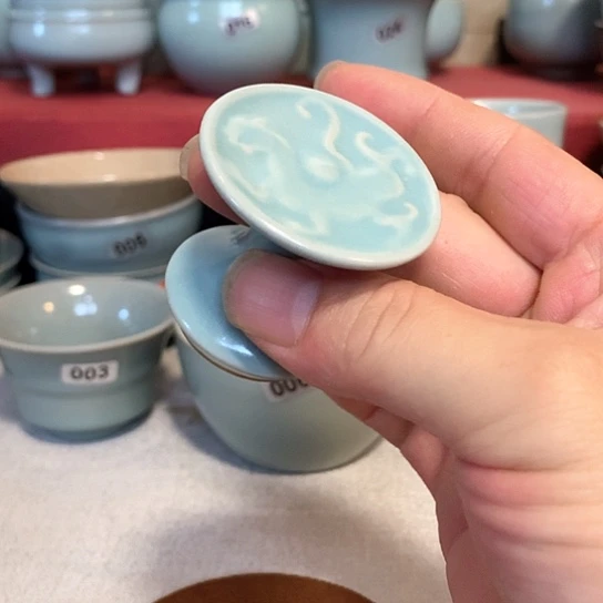 汝官窑釉色，天青盖置，