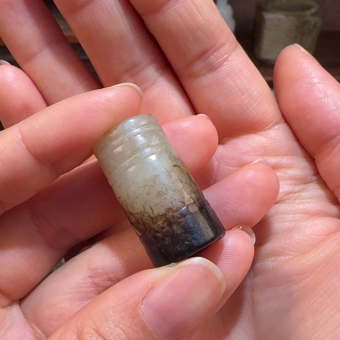 用***2和田玉未镶嵌颈饰