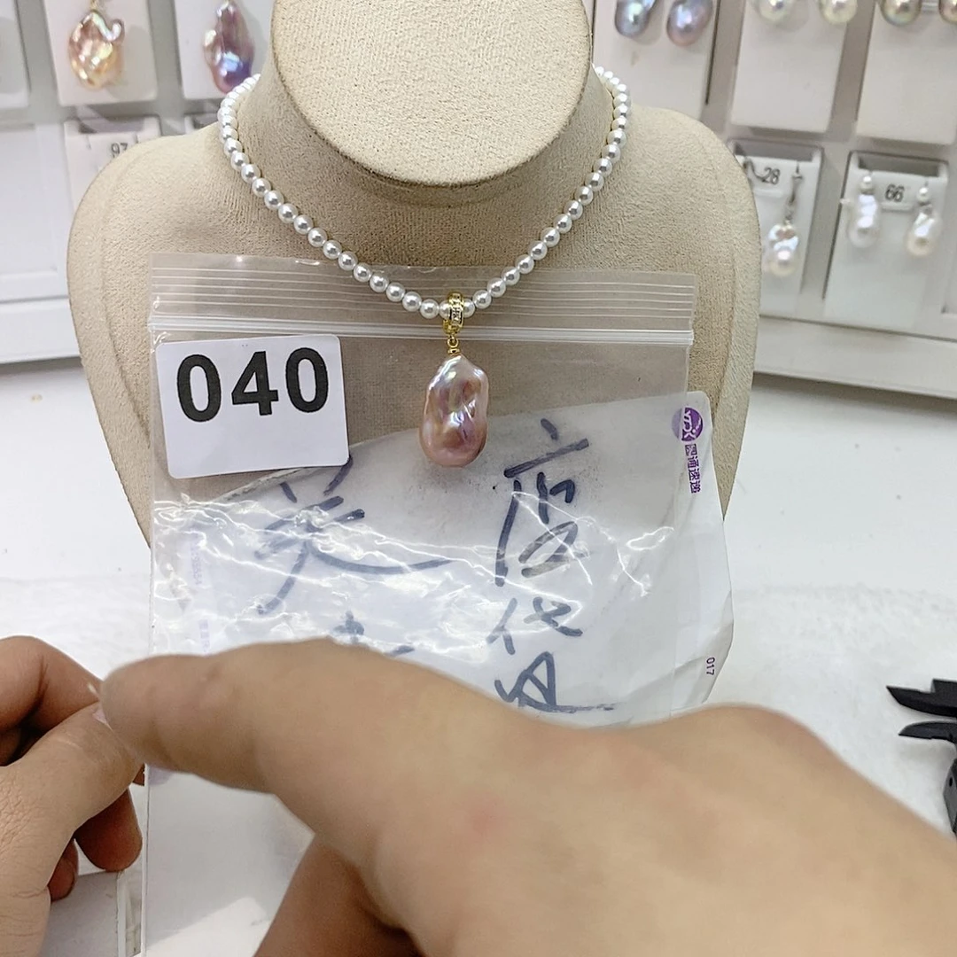 淡水珍珠颈饰合金