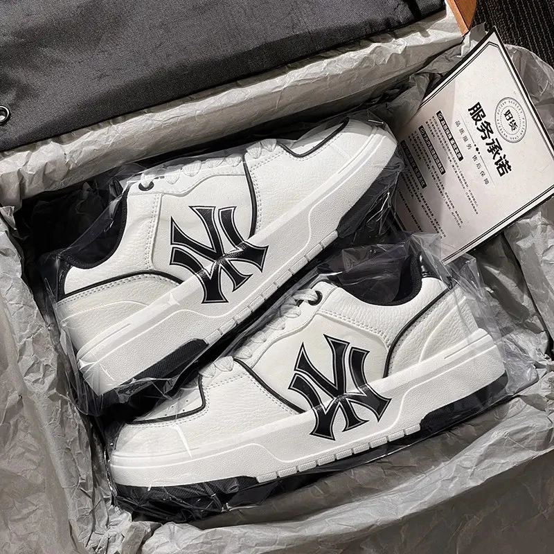 潮牌小白鞋男鞋2025新款爆款情侣低帮滑板鞋运动休闲时尚百搭鞋女