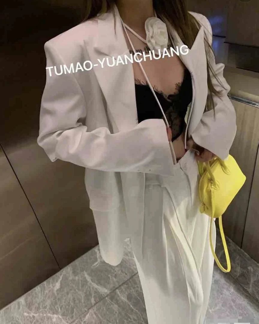 【2025新款】早春高级感气质高雅带花花宽松大版西装外套（配花朵）