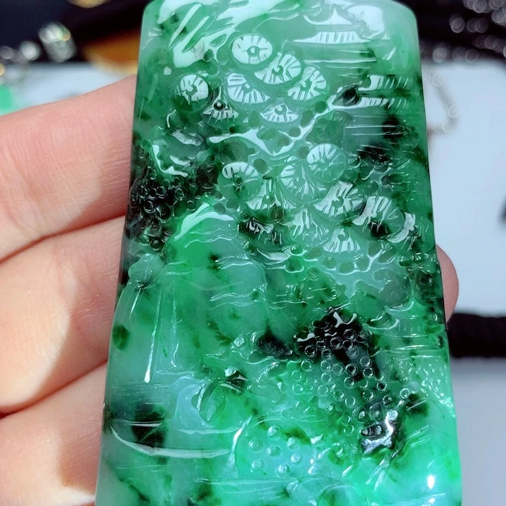 翡翠吊坠(不含链)未镶嵌