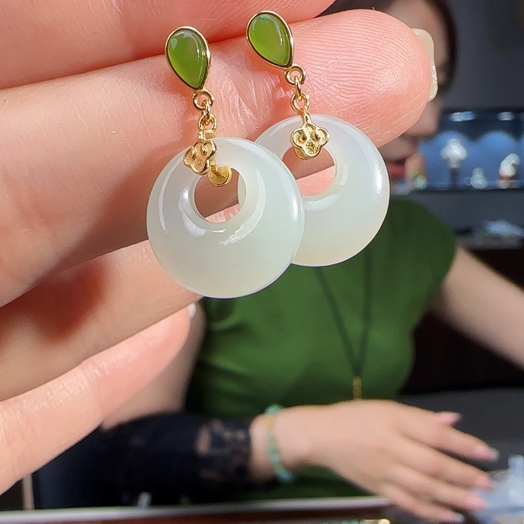 和田玉银S925镶嵌耳饰