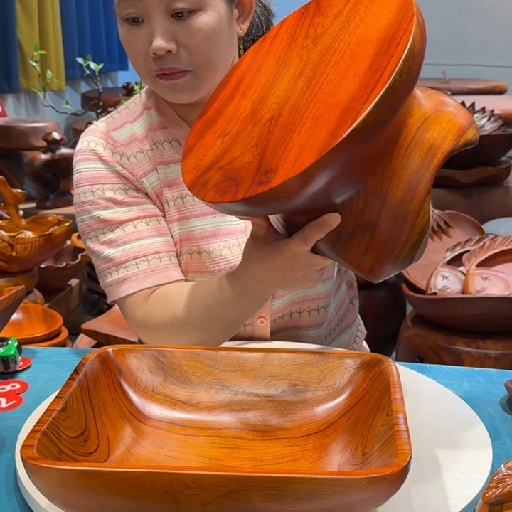 木香樟实木手工小凳