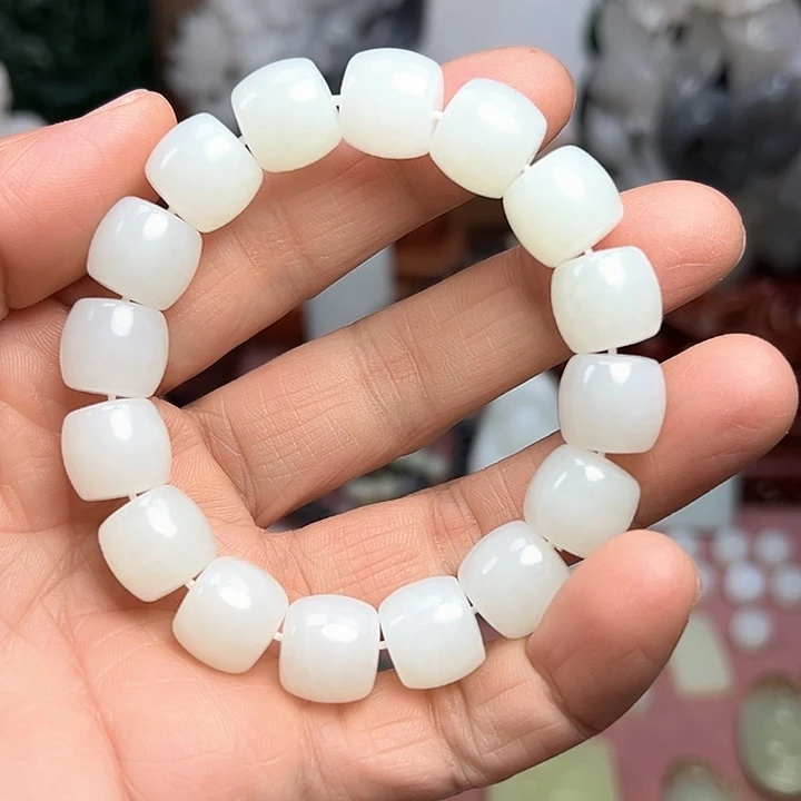 和田玉未镶嵌手串