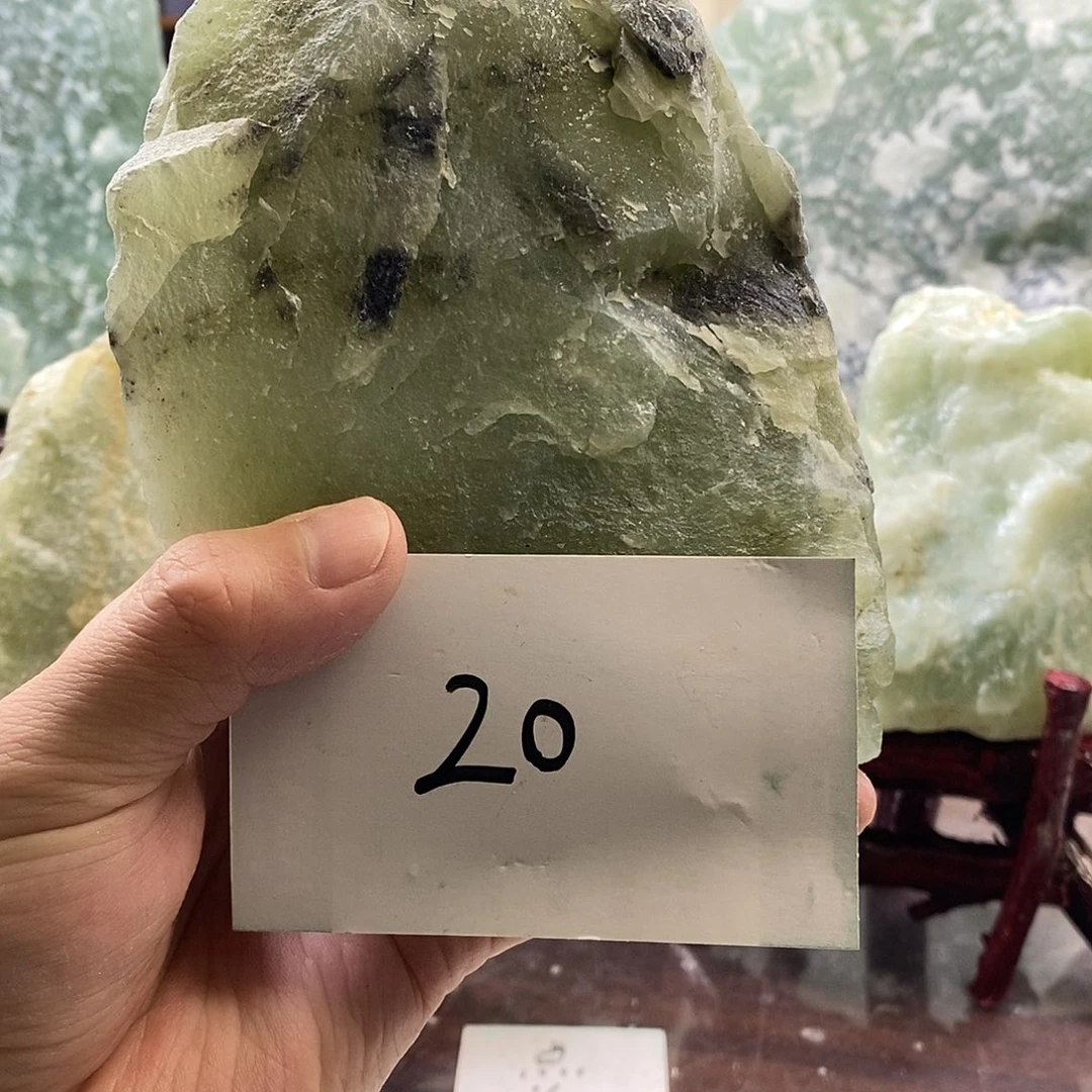 芝***仙蛇纹石玉合金珠宝奇石