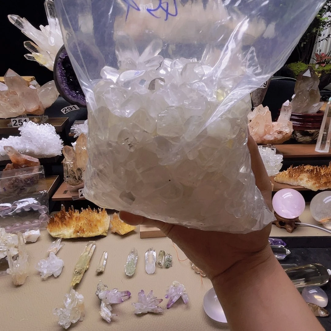 金***波石材水晶碎石