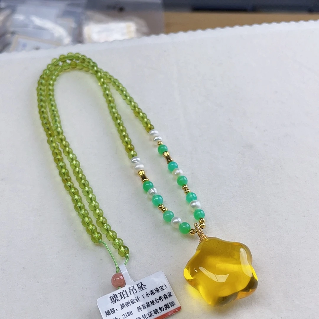 蜜蜡银S925镶嵌裸石蜜蜡吊坠