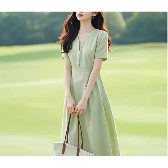 2025-法式端庄大气小个子显高时尚海边度假绿色连衣裙子女夏季新